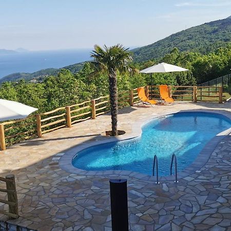 Villa Bora Moscenicka Draga Bed&Breakfast 莫什奇尼策 外观 照片